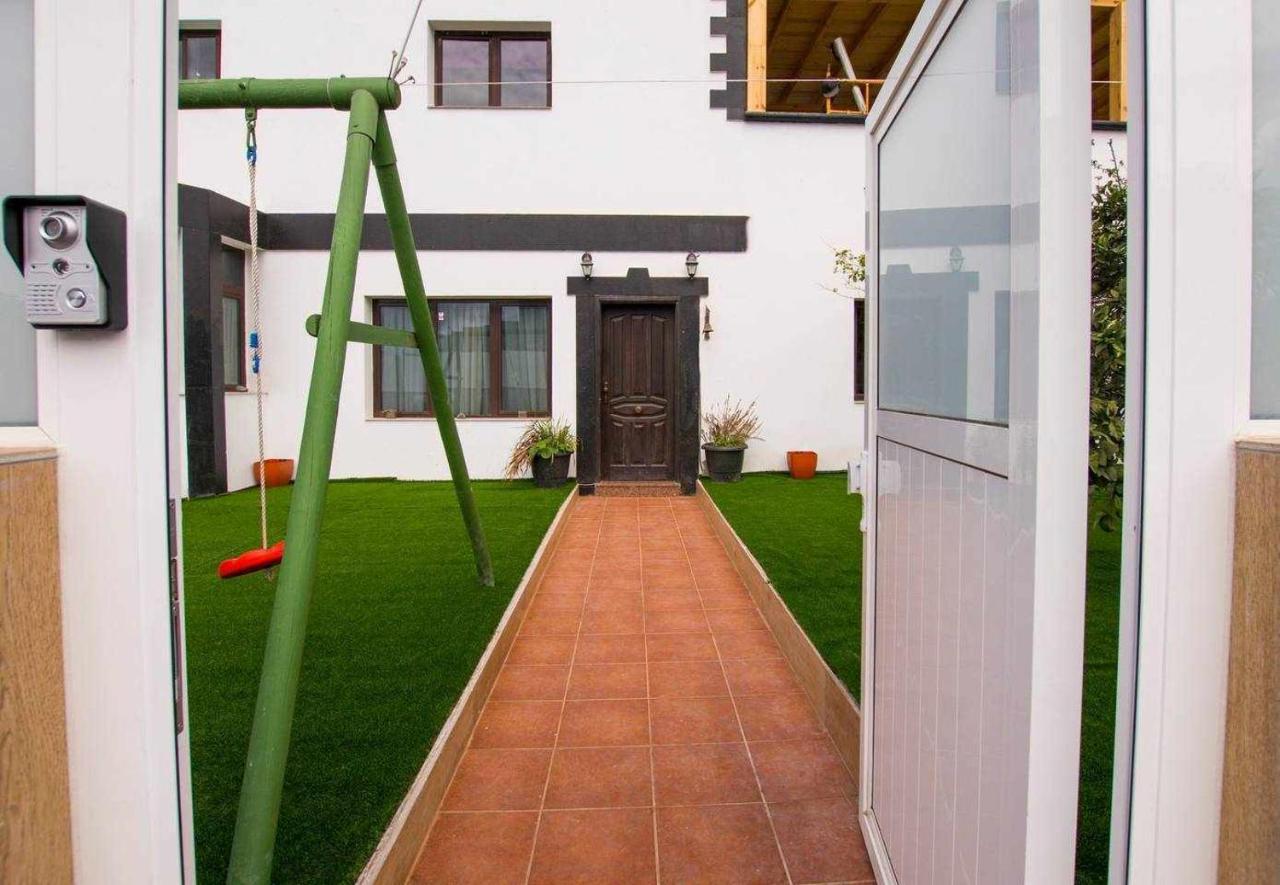 Villa Palacios Herrero Tahiche Екстер'єр фото